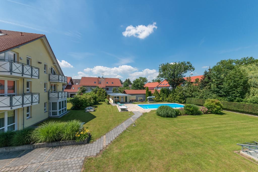 Hotel Beim Schrey Kirchheim bei Muenchen Bagian luar foto